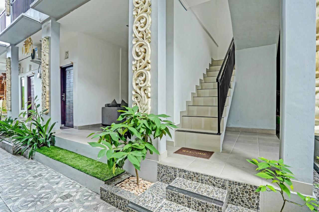 Oyo 91080 Kubu D&D Guesthouse Seminyak Kültér fotó
