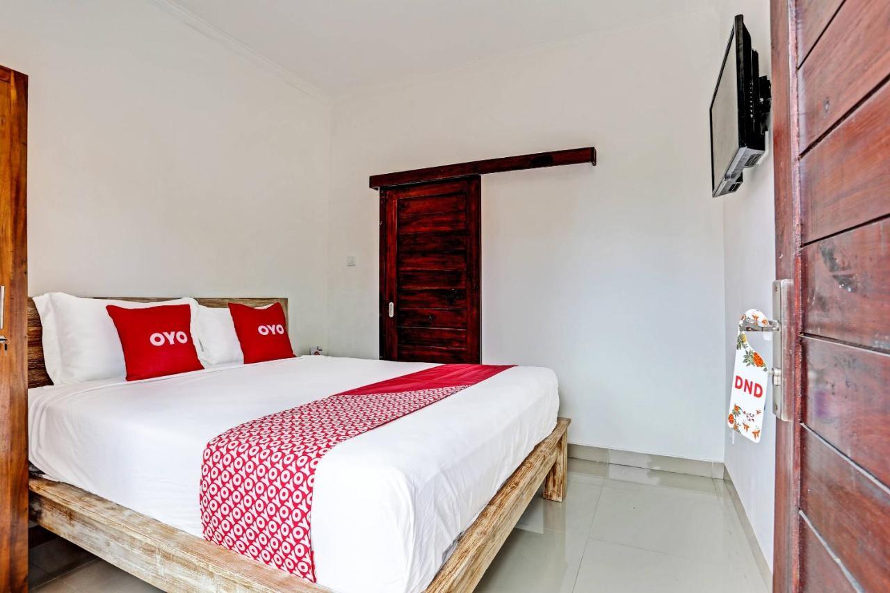 Oyo 91080 Kubu D&D Guesthouse Seminyak Kültér fotó